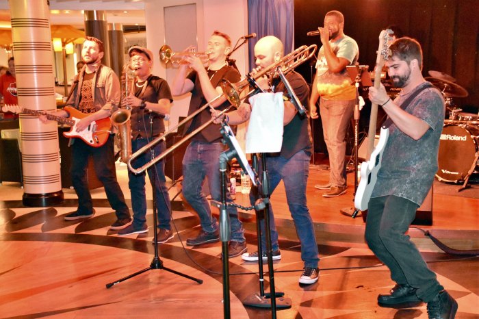 43335418_1850408368329853_2651260840551907328_o